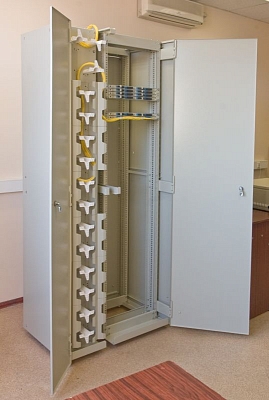 Шкаф комбинированный с органайзерами левый 19"+10" 45U 900х600х2200 мм ВОКС-Ф-9645Л-О ССД внешний вид 2