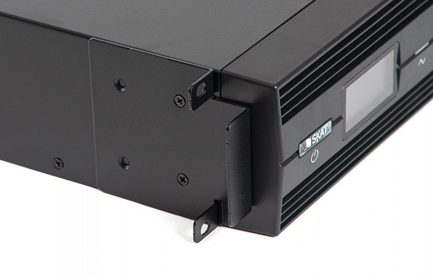 493 SKAT-UPS 3000 RACK ИБП 2U On-Line, 3000 ВА/2700 Вт, 220В, без АКБ, RS 232/SNMP внешний вид 5