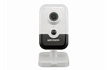 DS-2CD2423G0-IW(2.8mm)(W) 2Мп компакт. IP-камера с W-Fi и EXIR до 10м, 1/2.7" CMOS; 2.8мм ;встроен.микрофон и динамик внешний вид 1